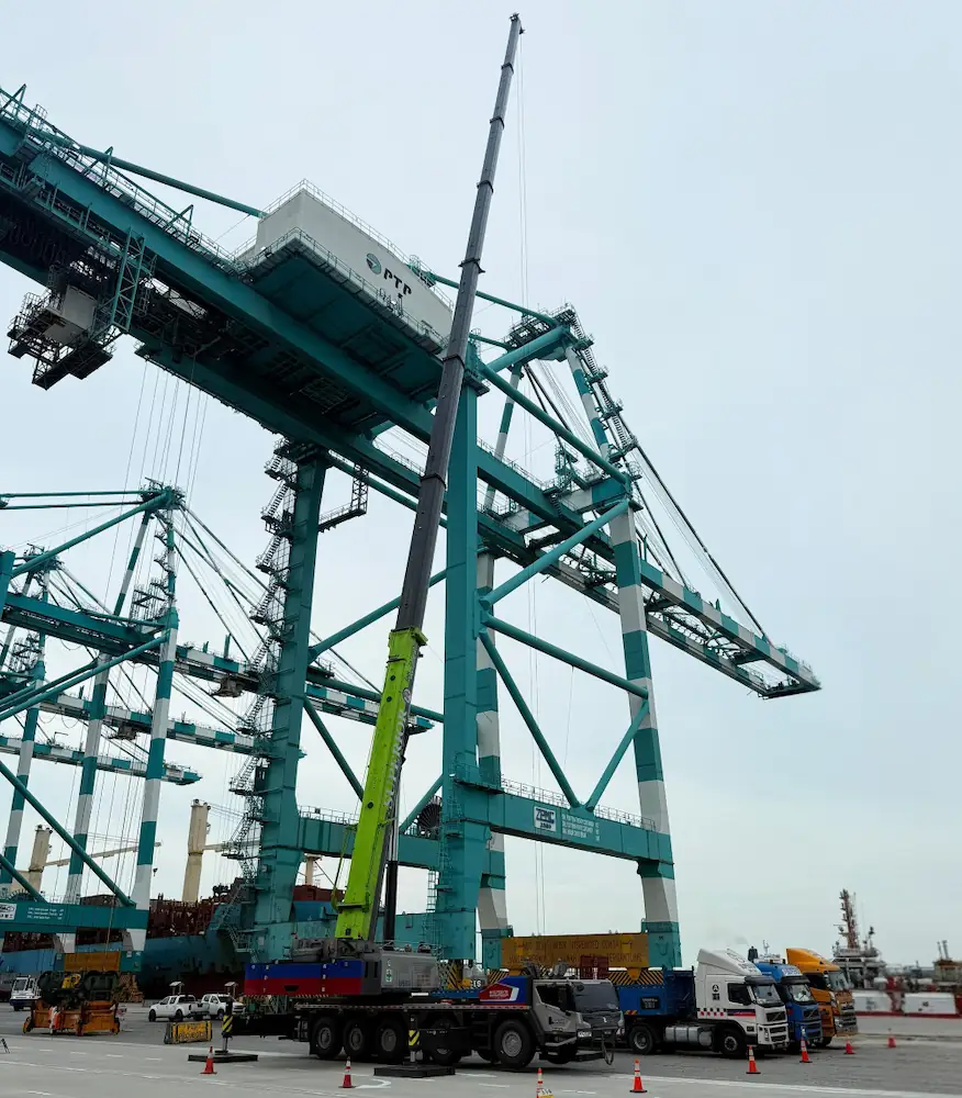 A 300 Ton Mobile Crane performing a lift at the Port of Tanjung Pelepas (PTP) in Johor Bahru.