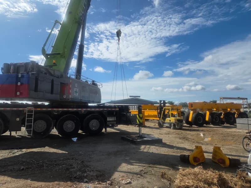 The 300-ton Zoomlion mobile crane preparing to lift RTG crane components at the precast factory.